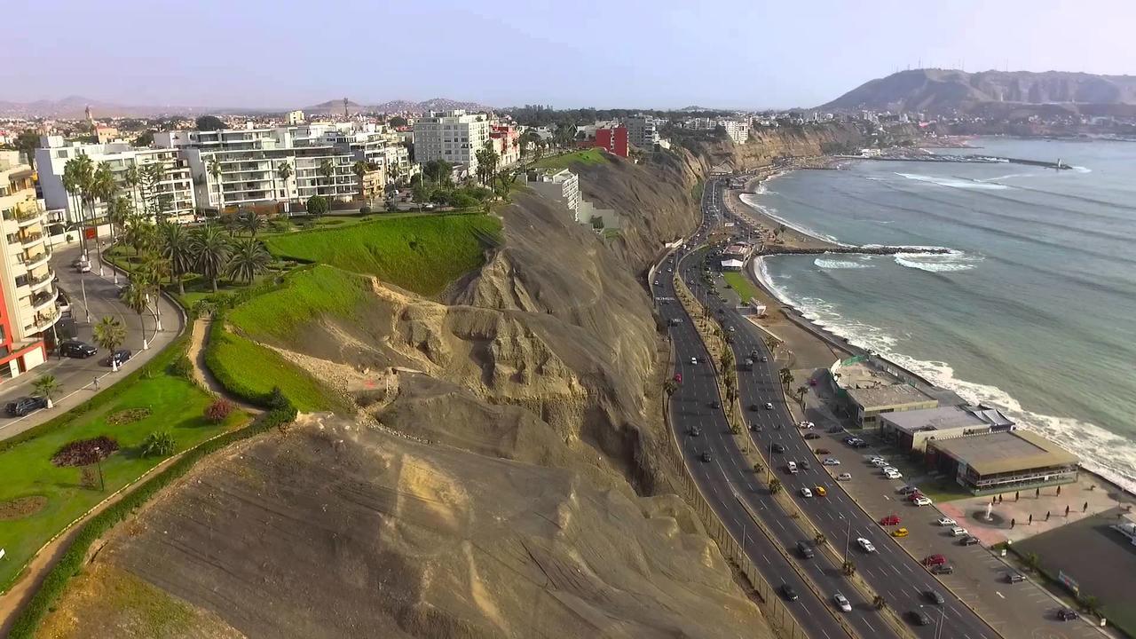 Cozy And Comfortable Home In Miraflores Lima Extérieur photo